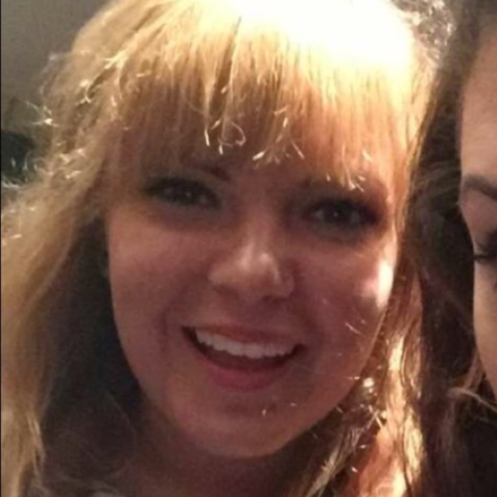 Meet your Posher, Whitney